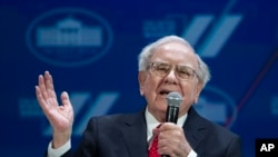 Buffett ha recaudado cerca de $23,6 millones de dólares para Glide en las 17 subastas que ha realizado desde 2000.