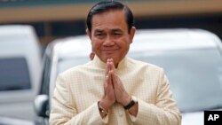 Thai Prime Minister Prayuth Chan-ocha, arrives at the government house for a cabinet meeting in Bangkok, Sept. 11, 2018. 