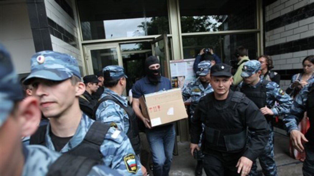 К адвокатам Навального пришли с обысками