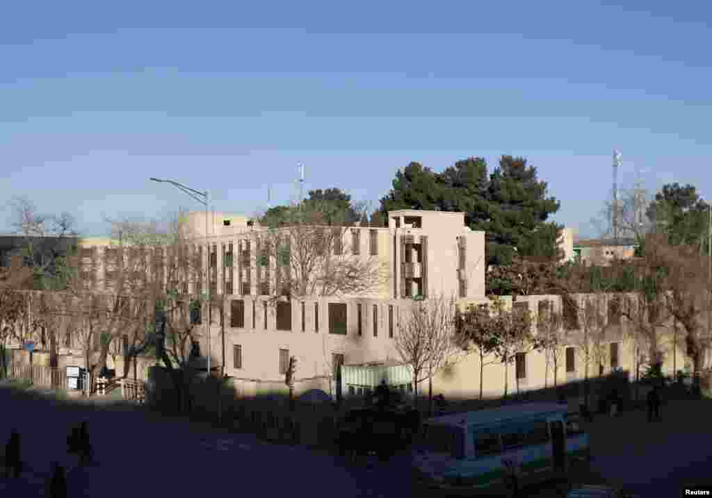 د کابل سرینا هوټل له نږدې دوو لسیزو خدمت وروسته خپل فعالیت پای ته ورساوه.