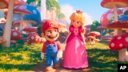 This image released by Nintendo and Universal Studios shows Mario, voiced by Chris Pratt, left, and Princess Peach, voiced by Anya Taylor-Joy, in Nintendo's "The Super Mario Bros. Movie." 