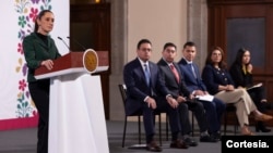 Presidenta de México, Claudia Sheinbaum, brinda conferencia de prensa matutina el 23 de enero de 2025. [Foto: Cortesía/Gobierno de México].