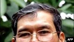 Giới hữu trách Việt Nam đã kết tội tuyên truyền chống phá nhà nước và kết án 8 năm tù giam đối với linh mục Lý vào năm 2007