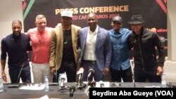 Les légendes africaines, Habib Beye, Kanu, Eto'o, Diouf, à Dakar ce 6 janvier 2019. (VOA/Seydina Aba Gueye)