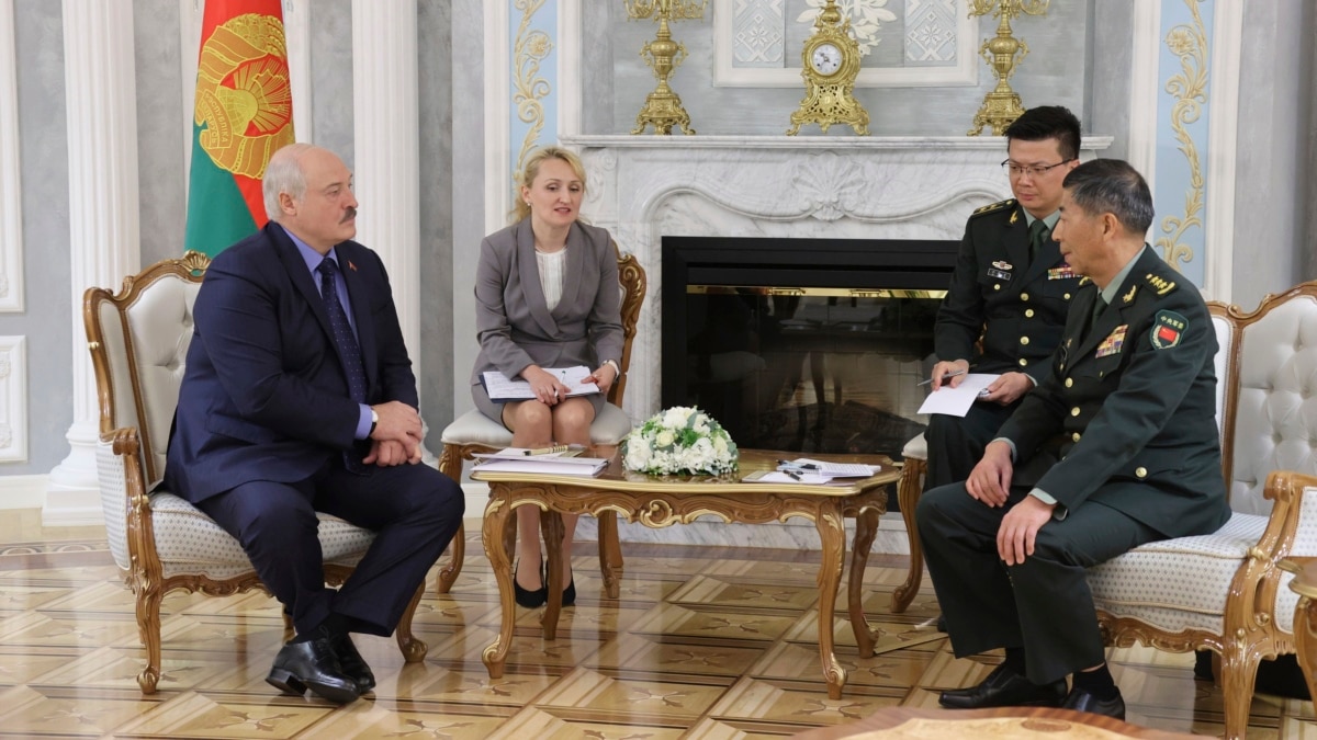 Министр обороны Китая посетил Беларусь