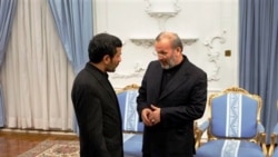 منوچهر متکی در کنار محمود احمدی نژاد