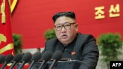 北韓領導人金正恩在北韓勞動黨第八次代表大會上講話。（2021年1月9日）