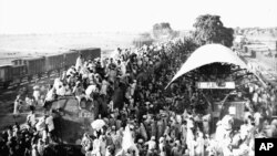 تجزیه هند به دو کشور میلیون ها نفر را مجبور به ترک خانه های شان کرد.