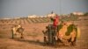 US-Backed Syrian Fighters Resume Offensive Against IS