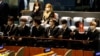 Anggota kelompok musik "BTS" menyampaikan harapan tentang perubahan iklim di sidang Majelis Umum PBB, hari Senin (20/9).