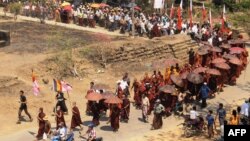 Protestors take part in a demonstration against Burma's forthcoming nationwide census in Mrauk-U in Rakhine state, March 16, 2014. 