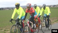 Eritrean Cyclists arrive in Geneve