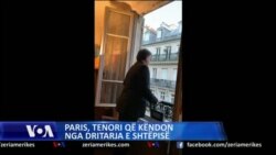 Tenori francez, koncert operistik nga dritarja e apartamentit