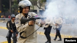 Las manifestaciones antigubernamentales han sido reprimidas violentamente por la policía venezolana.