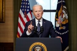 El presidente Joe Biden habla desde la Sala de Tratados de la Casa Blanca el miércoles 14 de abril de 2021 sobre la retirada del resto de las tropas estadounidenses de Afganistán.