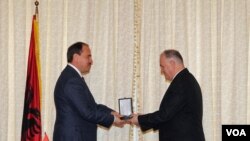 Albania's president awards medal to VOA journalist Ilir Ikonomi