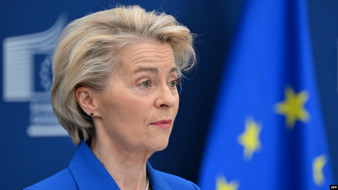 AB Komisyonu Başkanı Ursula von der Leyen, Brüksel’de Avrupa’nın savunma harcamalarına yönelik “Rearm Europe” (Avrupa’yı Yeniden Silahlandır) adını taşıyan bir plan açıkladı.