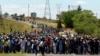 Công nhân đình công trở lại làm việc tại mỏ vàng ở Nam Phi