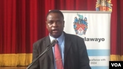 UMnu. Christopher Dube usibalukhulu wekhansili yakoBulawayo