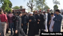 پاکستان میں یوم عاشور کے جلوس، سکیورٹی سخت