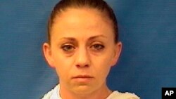 Amber Guyger, polisi perempuan di kota Dallas, Texas, yang salah masuk apartemen dan menembak tetangganya di rumahnya sendiri. 