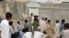 پاکستانی ها خانه دختر مسیحی را محاصره کردند