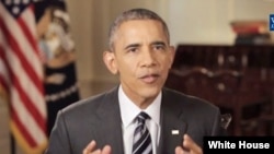 Presiden Barack Obama menyampaikan pidato mingguannya di Gedung Putih (6/2). 
