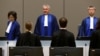 Le juge président de la CPI, Robert Fremr, dans la salle d'audience de la Cour pénale internationale (CPI) à la Haye, aux Pays-Bas, le 28 août 2018.