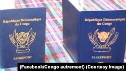 Le passeport semi-biométrique de la RDC, à gauche, et à droite le passeport 100% biométrique, 29 septembre 2017. (Facebook/Congo autrement)