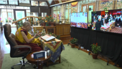 ༧གོང་ས་མཆོག་གིས་ལ་དྭགས་པ་ཚོར་ལམ་སྒྲོན་གྱི་གསུང་ཆོས་སྩལ།