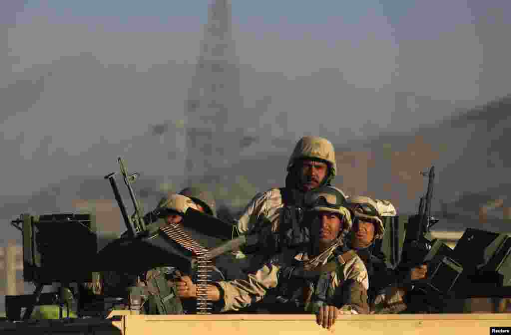 &nbsp;2011ء سے مرحلہ وار نیٹو فورسز سے ذمہ داریاں منتقل کرنے کا عمل شروع کیا گیا تھا۔