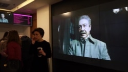Defiant Moscow Cinema Shows Banned Stalin Comedy