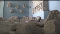 Experts: IS Looting Antiquities on Industrial Scale