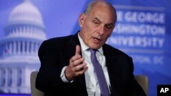 El secretario de Seguridad Nacional, John Kelly, participa como orador principal en un evento sobre el Triángulo Norte de Centro América.