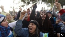 Egipto: Manifestantes aumentam pressão sobre o governo de Mubarak