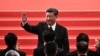 Presiden China Xi Jinping melambaikan tangan setelah upacara pelantikan Kepala Eksekutif baru Macau Ho Iat-seng, 20 Desember 2019. (Foto: AFP)