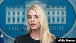 پاملا باندی، دادستان کل آمریکا - آرشیو