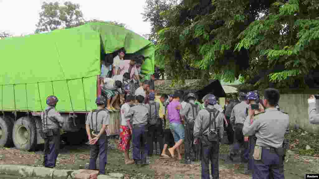 သစ်ခိုးမှုနဲ့ နှစ်ရှည်ထောင်ချခံရသူ တရုတ်နိုင်ငံသားများ