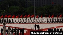 美国国防部长马蒂斯访问北京及首尔东京（25图）