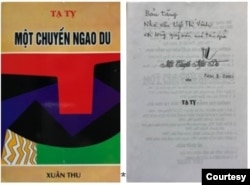 Từ trái, Một Chuyến Ngao Du, truyện, nhà xuất bản Xuân Thu, California 2000, với thủ bút đề tặng của tác giả. [tư liệu Ngô Thế Vinh]