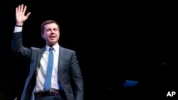 El precandidato presidencial demócrata Pete Buttigieg aun debe esperar por el conteo del último 3% de los votos para saber si ganó la primaria de Iowa.