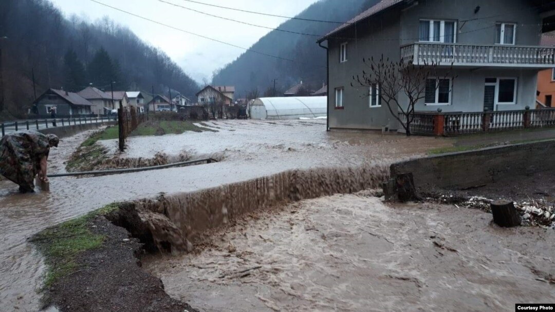 Poplave u mjestu Nemila, Zenica
