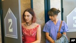 This image released by A24 Films shows Saoirse Ronan, left, and Laurie Metcalf in a scene from "Lady Bird." The 62-year-old Metcalf has already gotten supporting actress nominations from the Screen Actors Guild, the Golden Globes and the Independent Spirit Awards.