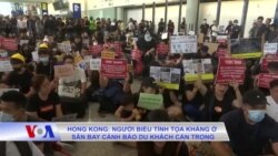 Hong Kong: Người biểu tình tọa kháng ở sân bay cảnh báo du khách cẩn trọng