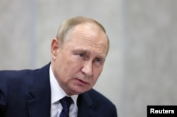 FILE PHOTO: Rais wa Russia Vladimir Putin