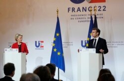 AB Komisyonu Başkanı Ursula von der Leyen ve Fransa Cumhurbaşkanı Emmanuel Macron