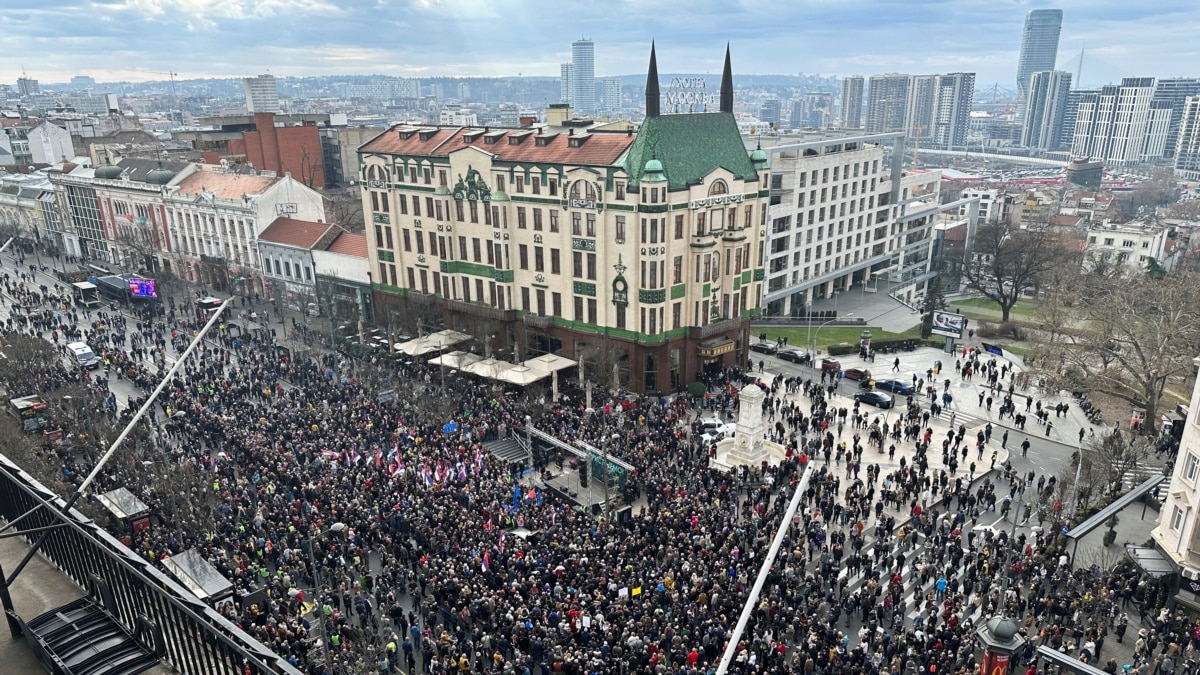 В Сербии продолжаются протесты против фальсификации выборов