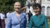 Clinton Meets with Burma's Aung San Suu Kyi