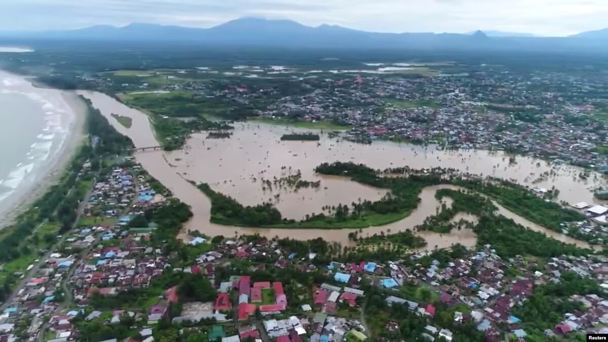 Banjir di Indonesia Tewaskan Puluhan Orang