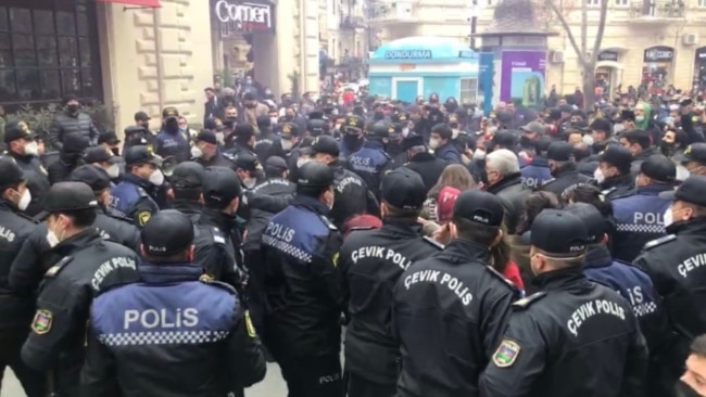 Bakıda 8 mart qadınlar yürüşü Foto Türkan Bəşir